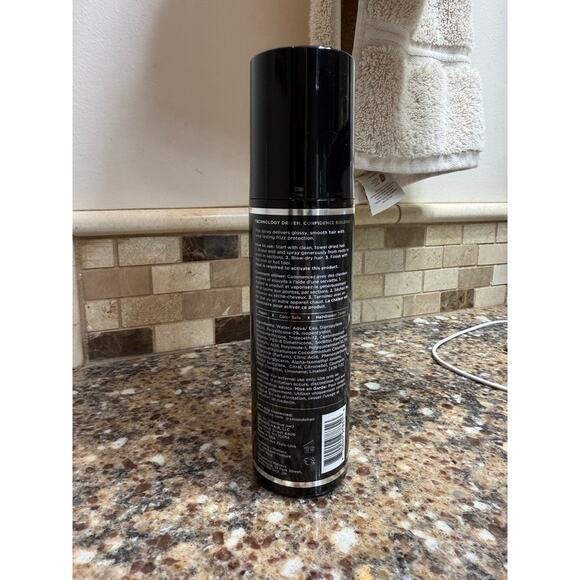 XMONDO Super Gloss Ultra Frizz Defense Spray - Picture 3 of 4